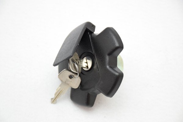 フューエルタンクキャップ Golf（75～93年）