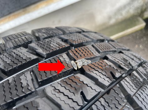 【中古品タイヤ⑦】純正アルミホイール 「4本セット/スタッドレスタイヤ付き」195/70R14 91Q T3 VANAGON(ヴァナゴン)