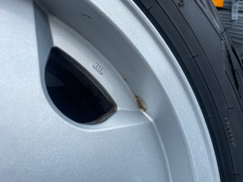 【中古品タイヤ⑦】純正アルミホイール 「4本セット/スタッドレスタイヤ付き」195/70R14 91Q T3 VANAGON(ヴァナゴン)