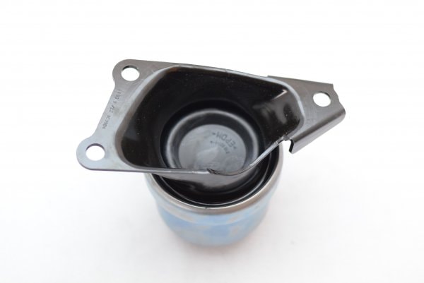 【純正品】 エンジンマウント 「右側」 T5/T6/T6.1(04年~)