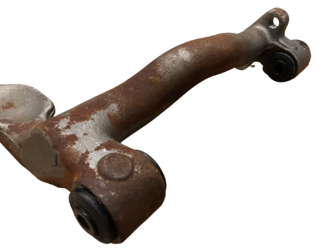 【訳あり】 フロントアッパーアーム 「右側」 T4 VANAGON(ヴァナゴン)（91～96年）