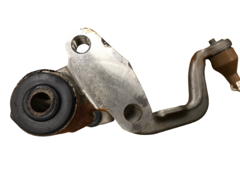 【訳あり】 フロントアッパーアーム 「右側」 T4 VANAGON(ヴァナゴン)（91～96年）