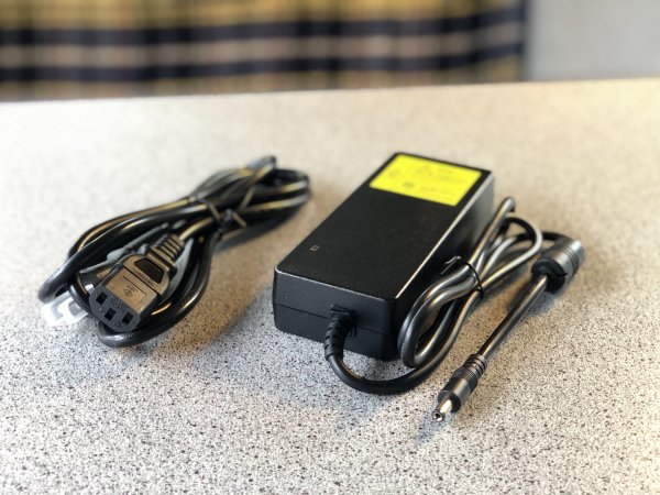 LACITA エナーボックス450 ポータブル電源 「カーチャージャー付