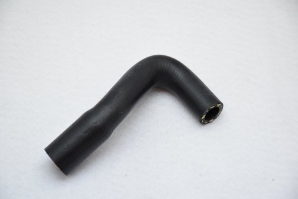 【純正品】 ウォーターホース Golf（92～98年）