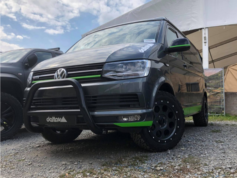 【取寄商品】 Delta フロントグリルガード（ブルバー） T6/T6.1