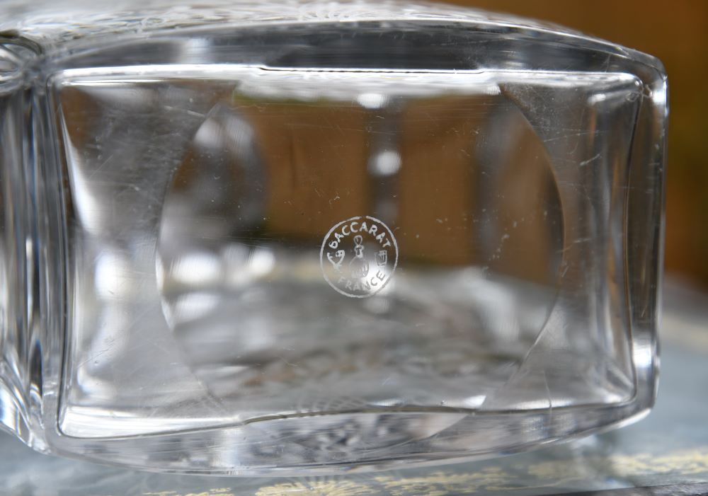バカラ　デキャンタ　「ジェッダ」