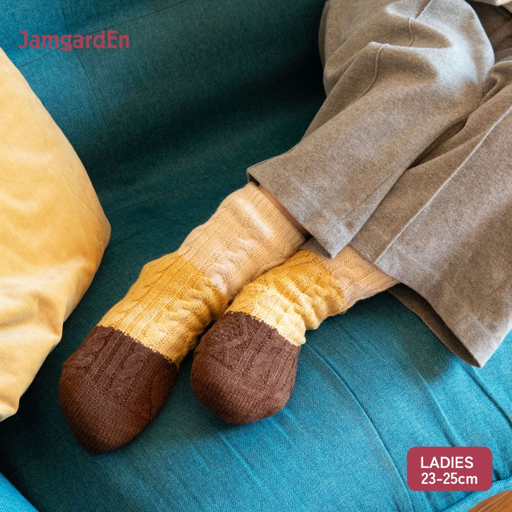 【毎年人気！】裏ボアホームソックス 切替ケーブル クルー丈