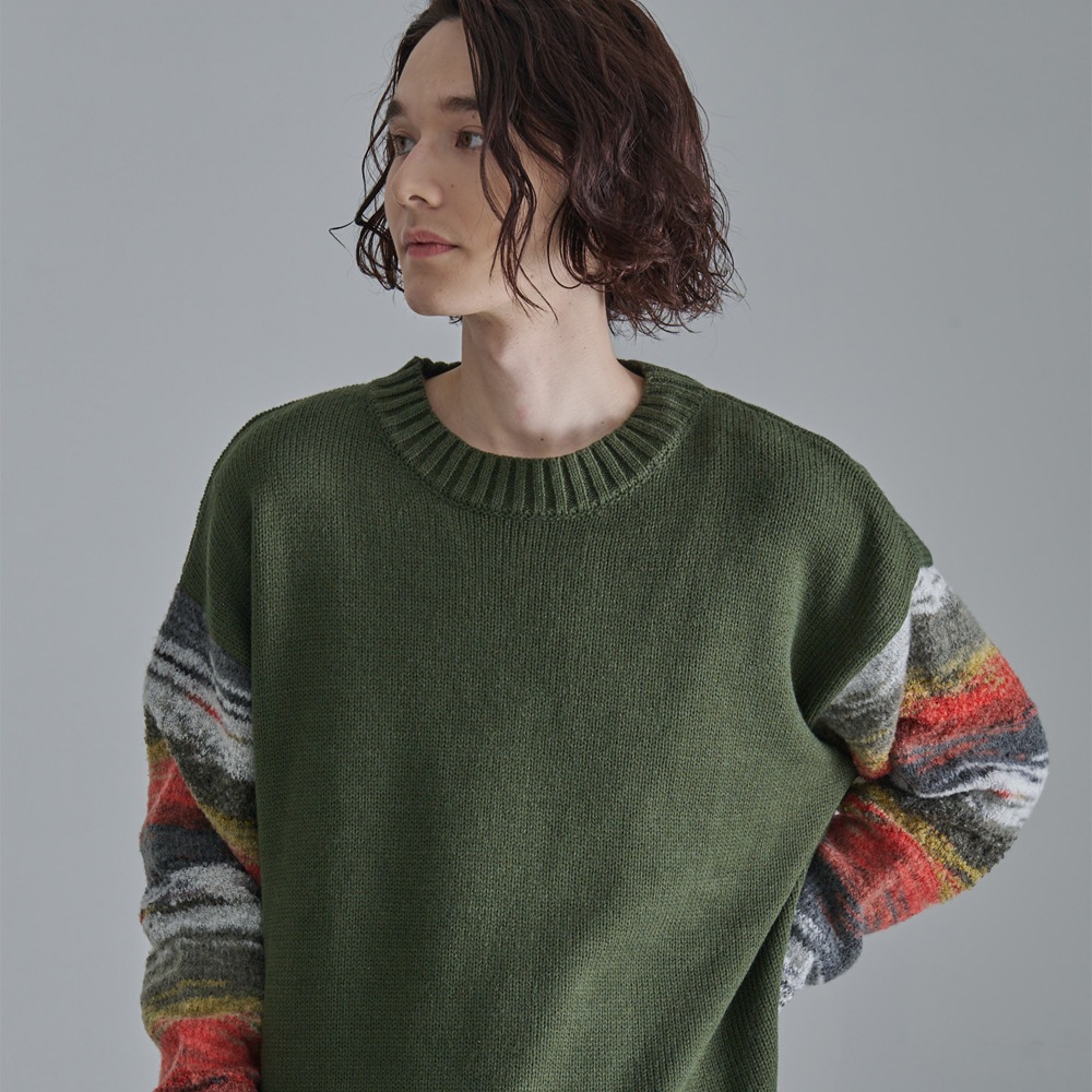 グラデーションスリーブ クルーネックニット