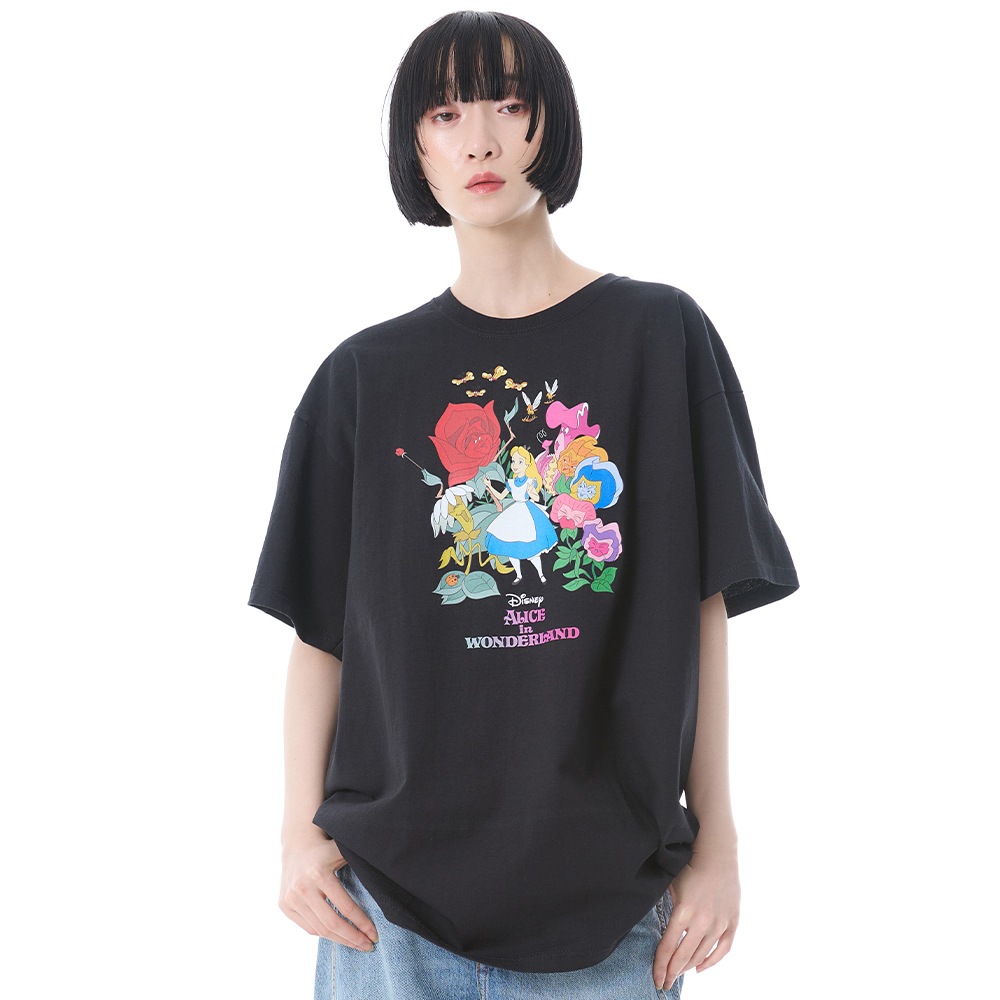 Disney / Alice in Wonderland Graphic Tee