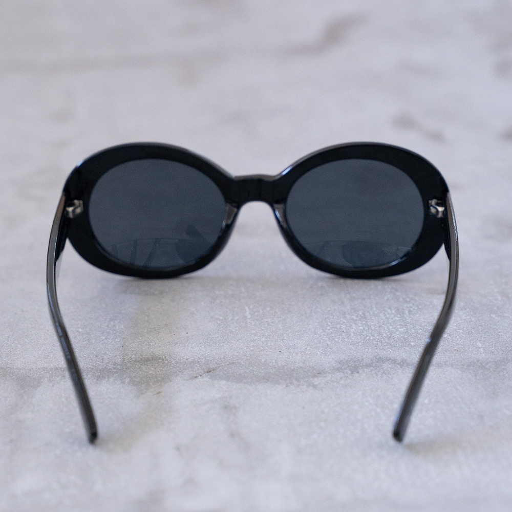 BIG FRAME SUNGLASSES
