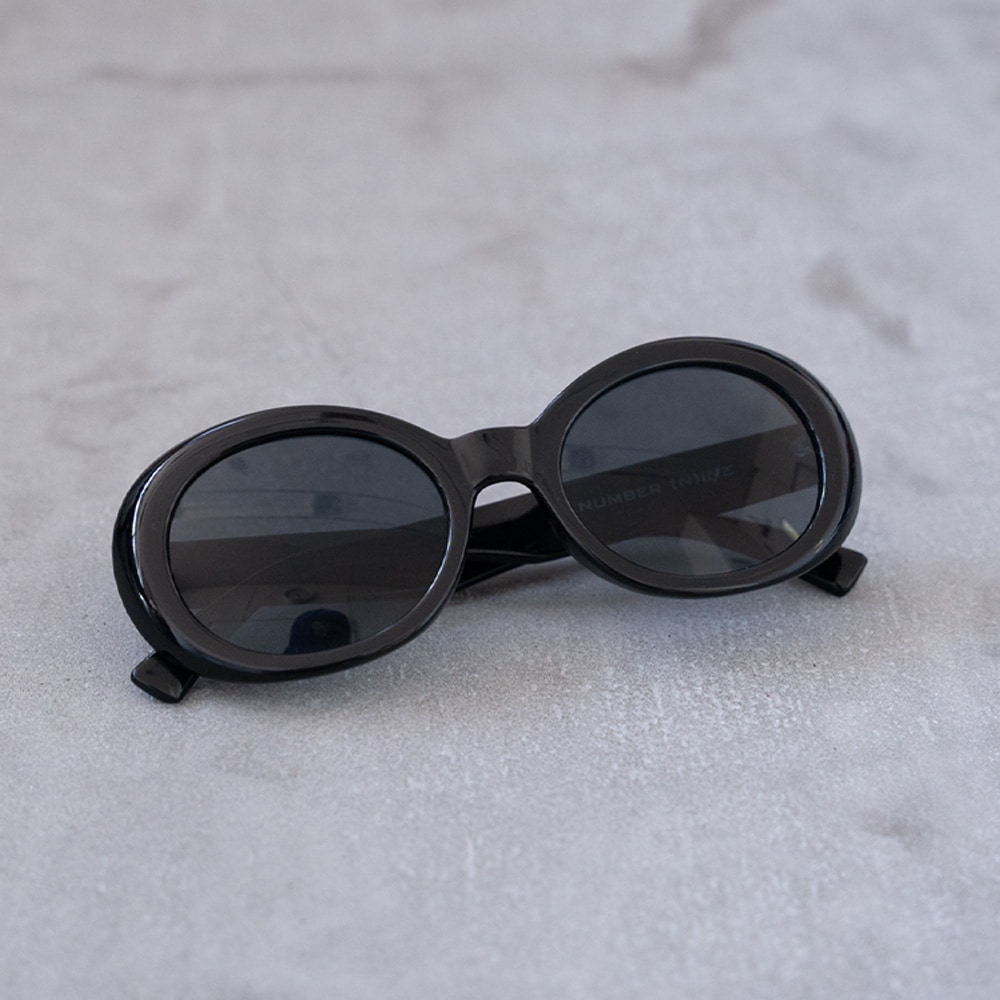 BIG FRAME SUNGLASSES