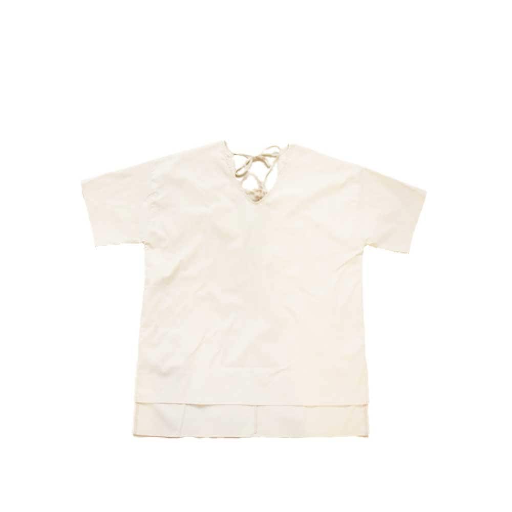 Lilas Campbell over rash produced by AMUSA