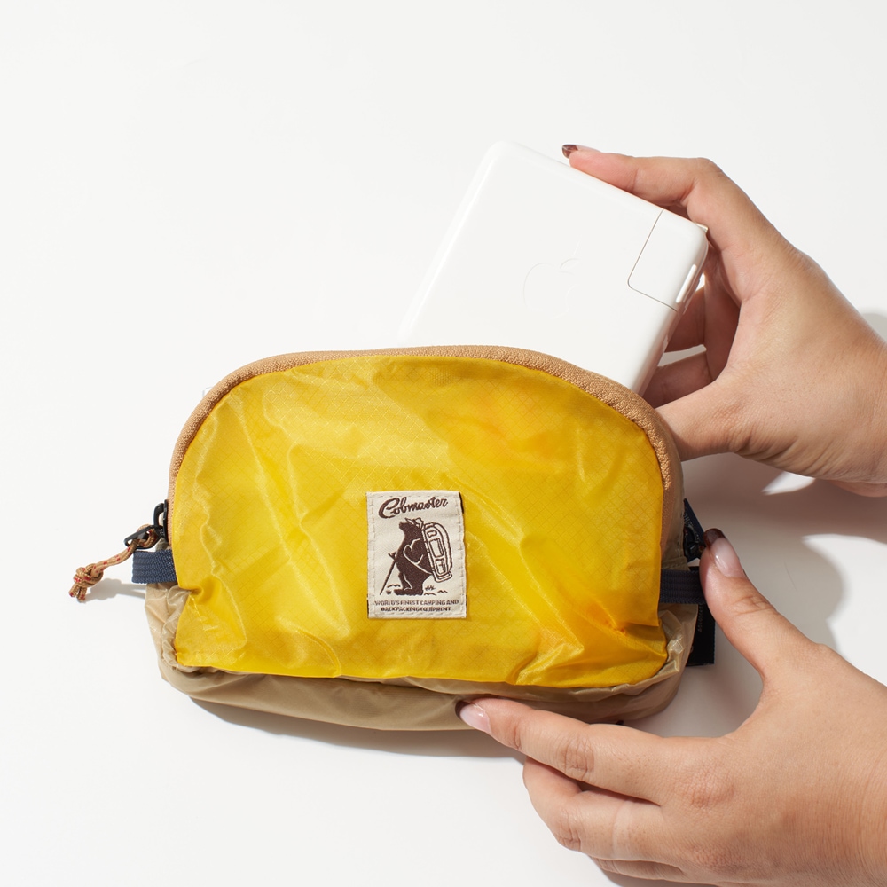 COB PUFFY GADGETPOUCH M