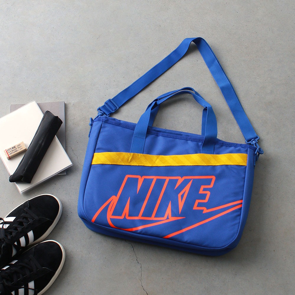 NAN FUTURA SPORT LUNCH TOTE