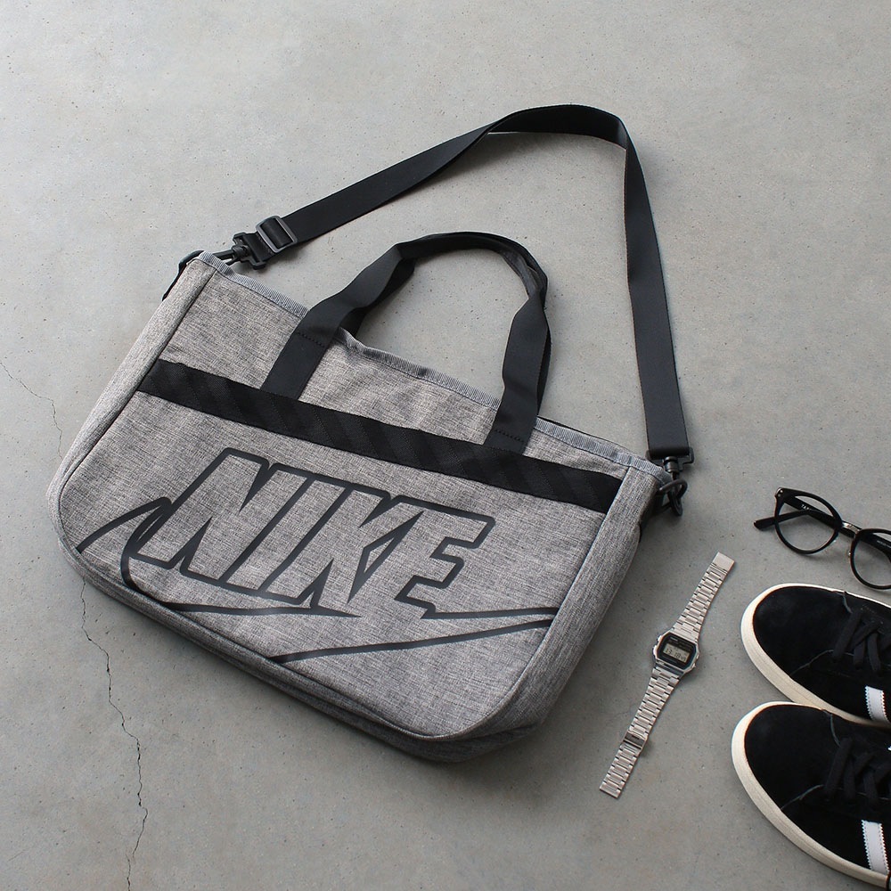 NAN FUTURA SPORT LUNCH TOTE | NIKE | JUGLANS