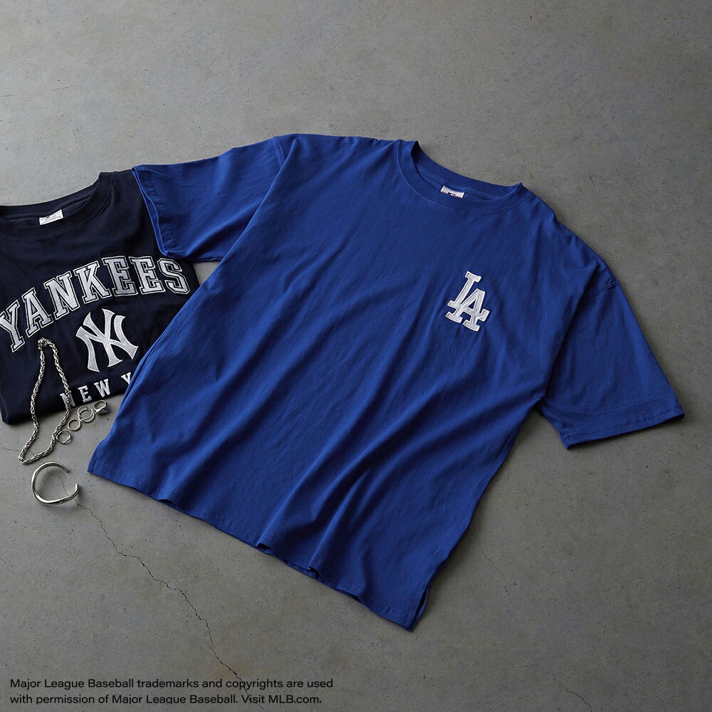 MLB LOGO TEE