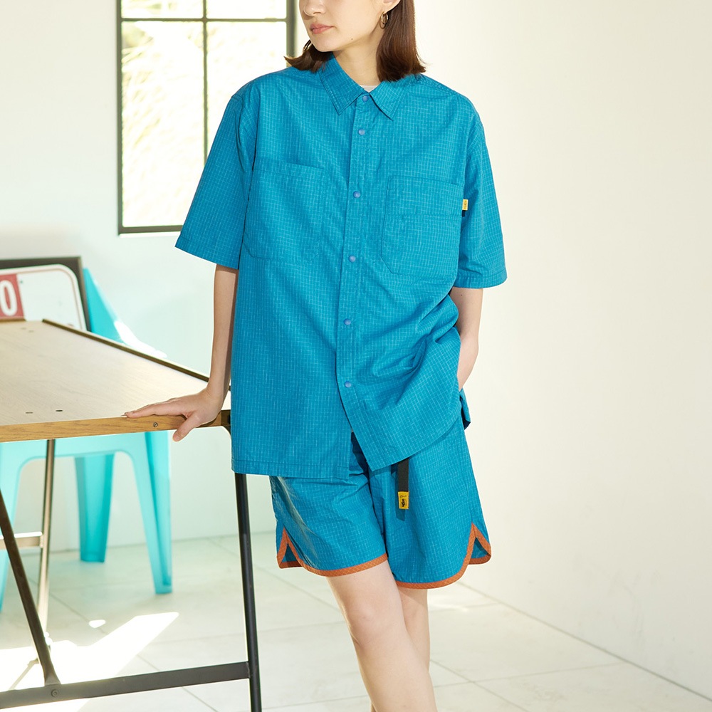 ナイロンリップストップ 半袖スナップシャツ(撥水加工)