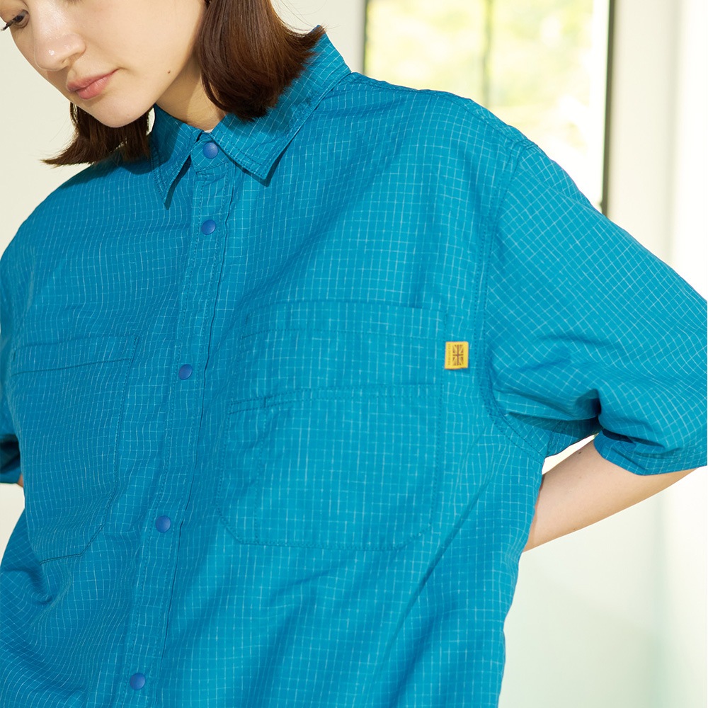 ナイロンリップストップ 半袖スナップシャツ(撥水加工)