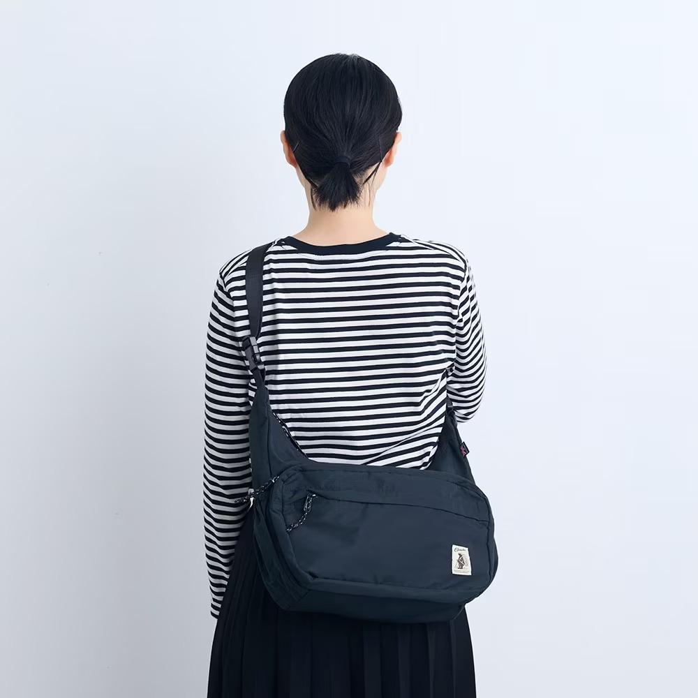 COB Air WP MOONSHAKE SHOULDER BAG
