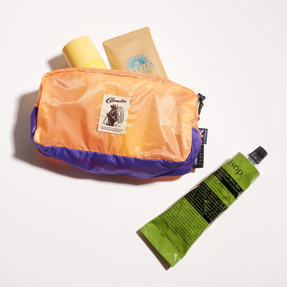 COB-CR SQUARE POUCH M