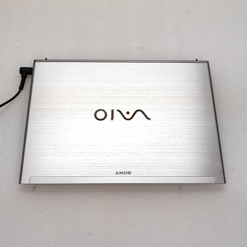 ジャンク品 SONY VAIO SVT111AJ ジャンクPC ジャンクパソコン 保証無し ACアダプタ付き