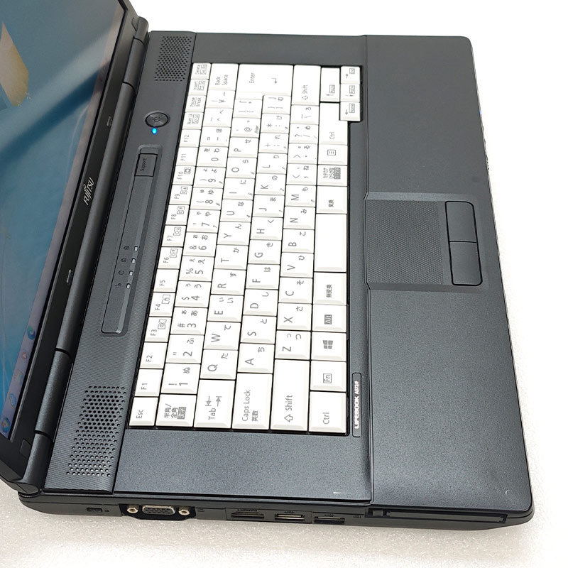 Win7 32bit 中古パソコン 富士通 LIFEBOOK A572/F Windows7 Pro Core i3 3110M メモリ 4GB 新品SSD 256GB 15.6型 DVDマルチ 無線LAN Wi-Fi 15インチ A4 本体 / 3ヶ月保証 中古ノートパソコン (7413a)
