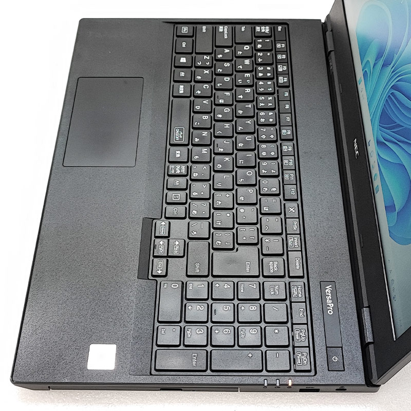 【匿名配送】ノートパソコン／黒　Windows11　8GB／SSD／オフィス付き ノートパソコン Windows11 オフィス付き 爆速SSD搭載 初期設定