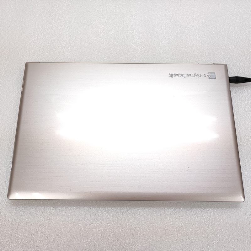 ジャンク品 東芝 dynabook P3-T4KS-BG ジャンクPC ジャンクパソコン 保証なし OS無し ACアダプタ 付き