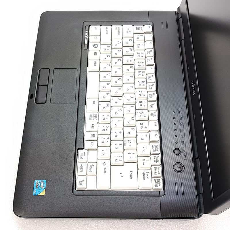 富士通 メモリ4GB HDD160GB ノートパソコン/wifi/ホワイト