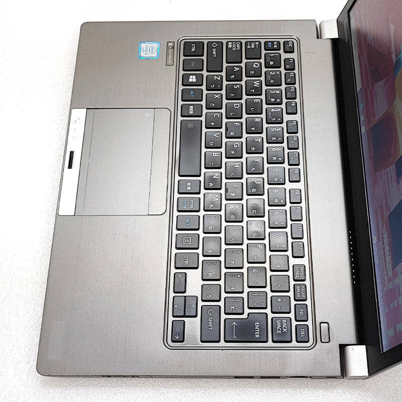 東芝 Dynabook R63/P i5-5300U 13.3 FHD 中古品 東芝 Dynabook R63/P i5-5300U 13.3 FHD 中古品 Amazon.co.jp