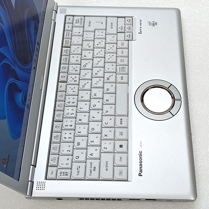 ノートパソコンPanasonic第十世代Core i5 SSD256Gメモリ8G