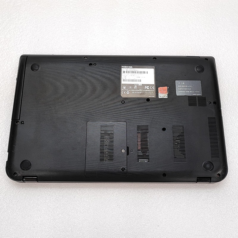 ジャンク品 東芝 dynabook T654/68KRS ジャンクPC ジャンクパソコン 保証無し OS無し ACアダプタ付き