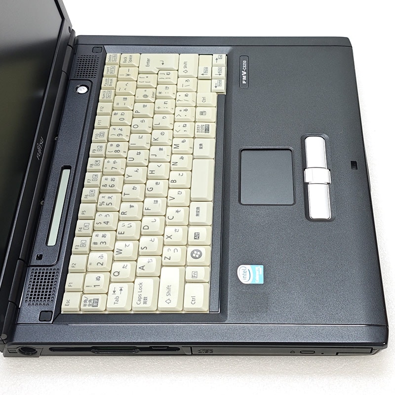 懐かしのWindows XP 中古パソコン 富士通 FMV-C8250 WindowsXPPro