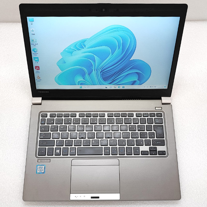 ☆中古東芝パソコンSSD128GB メモリ8GB☆R63/M ノートPC317