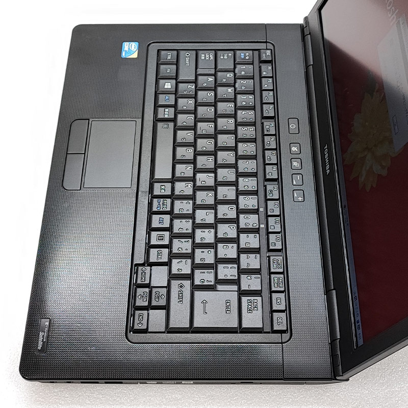 初期設定済み WEBカメラ/DVDつき /intel SSD dynabook ホワイト