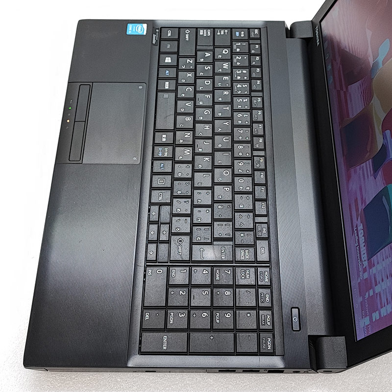 Windows11、SSD換装、メモリ8GB、第4世代Corei3】東芝 DynaBook T55