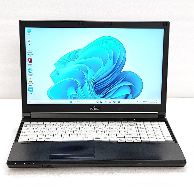 中古パソコン 富士通 LIFEBOOK A577/P Windows11 Pro Core i3 7100U メモリ 8GB SSD 256GB 15.6型 DVD-ROM 無線LAN Wi-Fi 15インチ A4 / 3ヶ月保証 中古ノートパソコン (4984a)