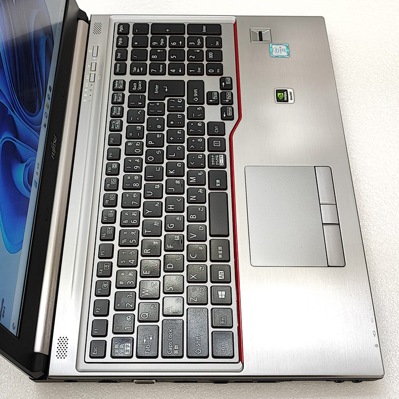 CELSIUS H770 i7-7700HQ QUADRO ワークステーション CELSIUS