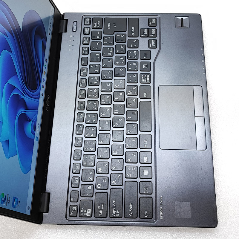 軽量薄型 LIFEBOOK U937/P 液晶割れ キートップ無し ジャンク ２ ジャンク品 軽量薄型 LIFEBOOK U937/P キートップ割れ 液晶故障