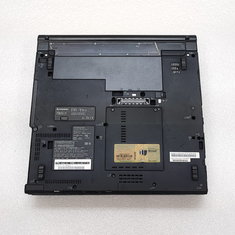 ジャンク品 IBM ThinkPad X60 Tablet 63658LJ ジャンクPC ジャンクパソコン 保証無し OS無し ACアダプタ、ウルトラベース付き