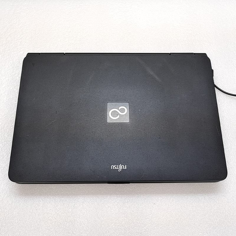 中古ノートパソコン 富士通 LIFEBOOK A550/A WindowsXP Core i3 350M