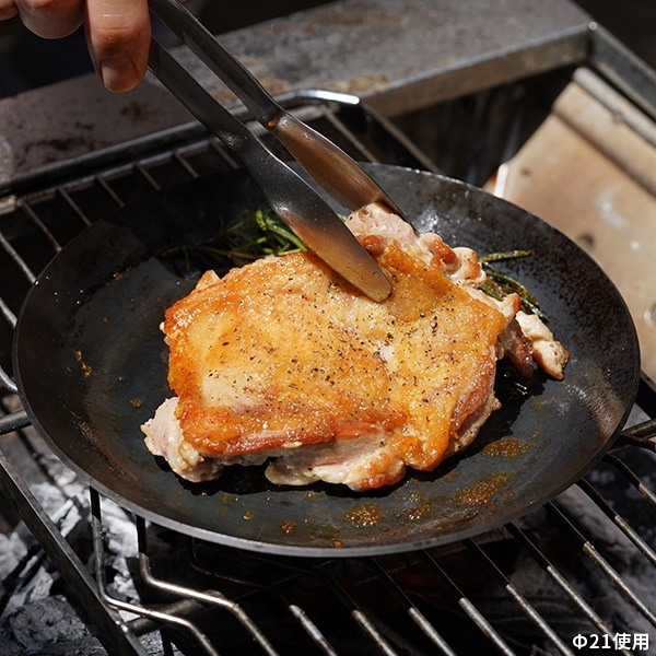 昭和期 銅製 金工細工『松竹梅蘭菊文』灰皿 マッチ入 煙草入れトレー 四点セット 鋳銅製・黄金灰皿・菊紋・No.240902-07・梱包サイズ60