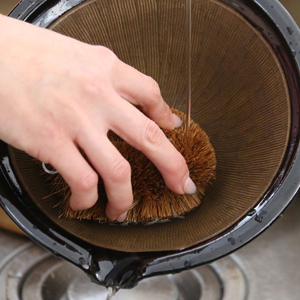 亀の子束子西尾商店 亀の子たわし 3号(中)