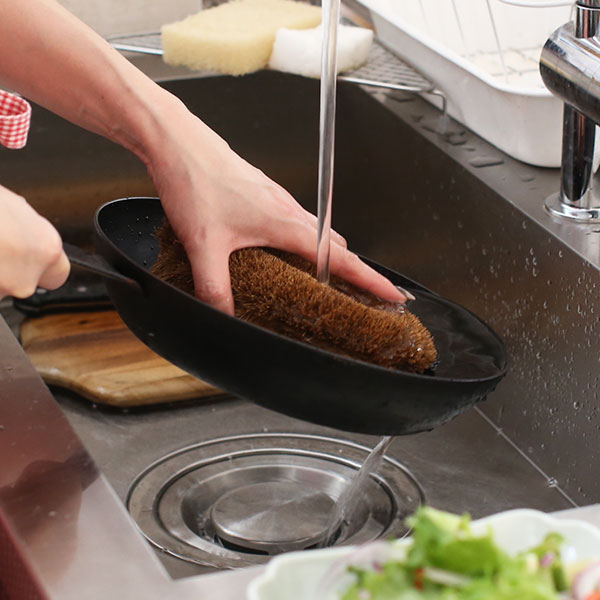 亀の子束子西尾商店 亀の子たわし 4号(大)