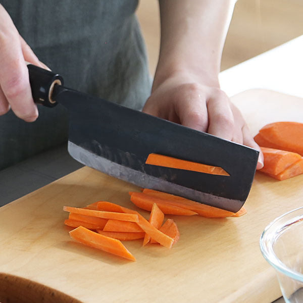 【新品未使用！！　日本橋　木屋　菜切り包丁】 Amazon | 木屋 イヅツキ 墨流し 菜切包丁 西型 165mm 磨き仕上げ