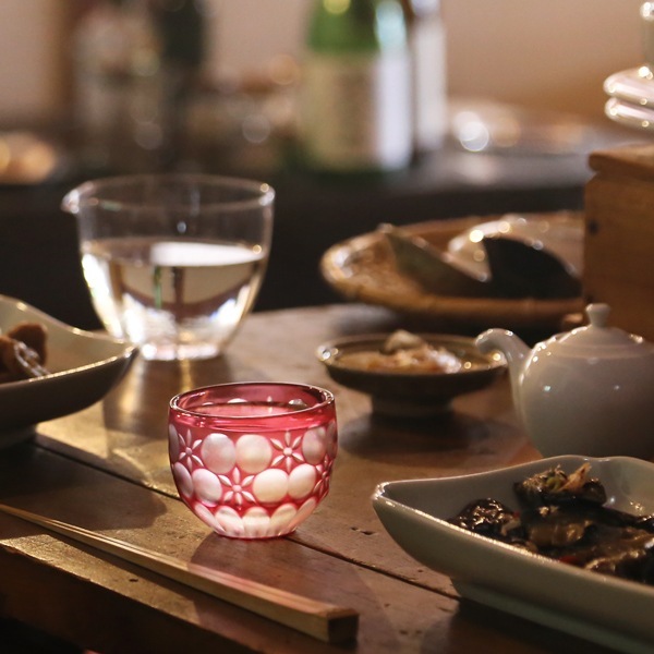 赤い漆器 丸型 黒い竹模様 5箱セット 日本の伝統工芸品一覧