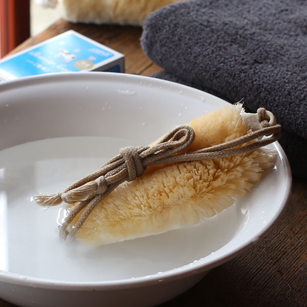 亀の子束子西尾商店 ボディたわし ひも付き