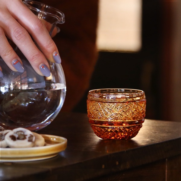 小樽切子 燦ぐい呑み 金赤琥珀 深川硝子工芸 | メーカー別,は行