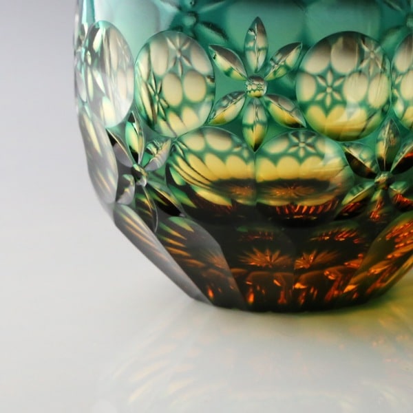 骨董　時代ガラス　切子　花　松葉　黄色　ウランガラス　反り口碗型　盃　猪口　１客 大場硝子 猪口 万華鏡 緑/琥珀 | メーカー別,あ行,大場硝子