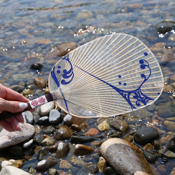 水うちわ　美濃　手作り（台座付き） 水うちわ水紋 (台座付) カミノシゴト 家田紙工 美濃手漉き和紙